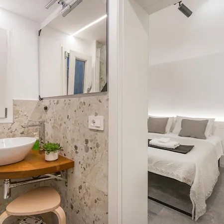 Golden's Nel Cuore Di Μόντενα